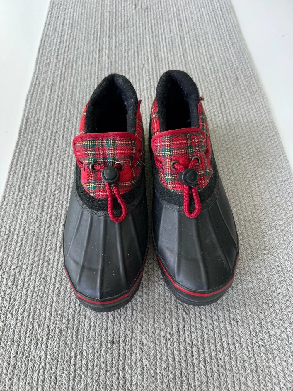 Khombu red plaid